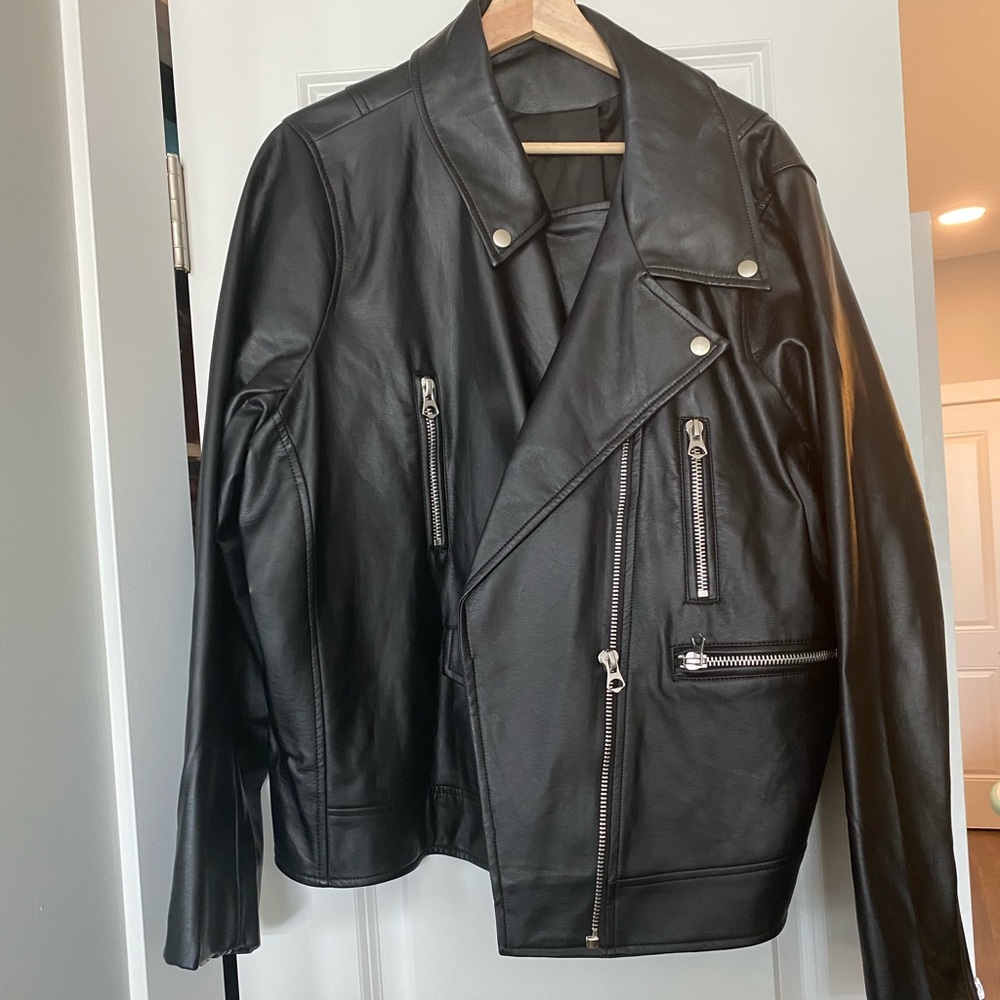 NWOT Women’s Cropped Moto Jacket